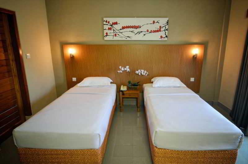 קוטה לומבוק Rosani Hotel מראה חיצוני תמונה